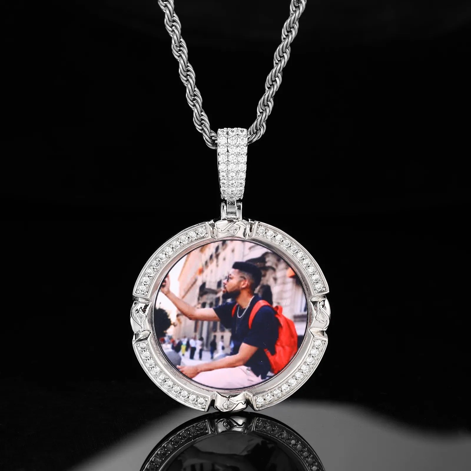Classic Engraved Memory Photo Round Pendant - 38mm - TONGSHOP / Length:16 / Length:18