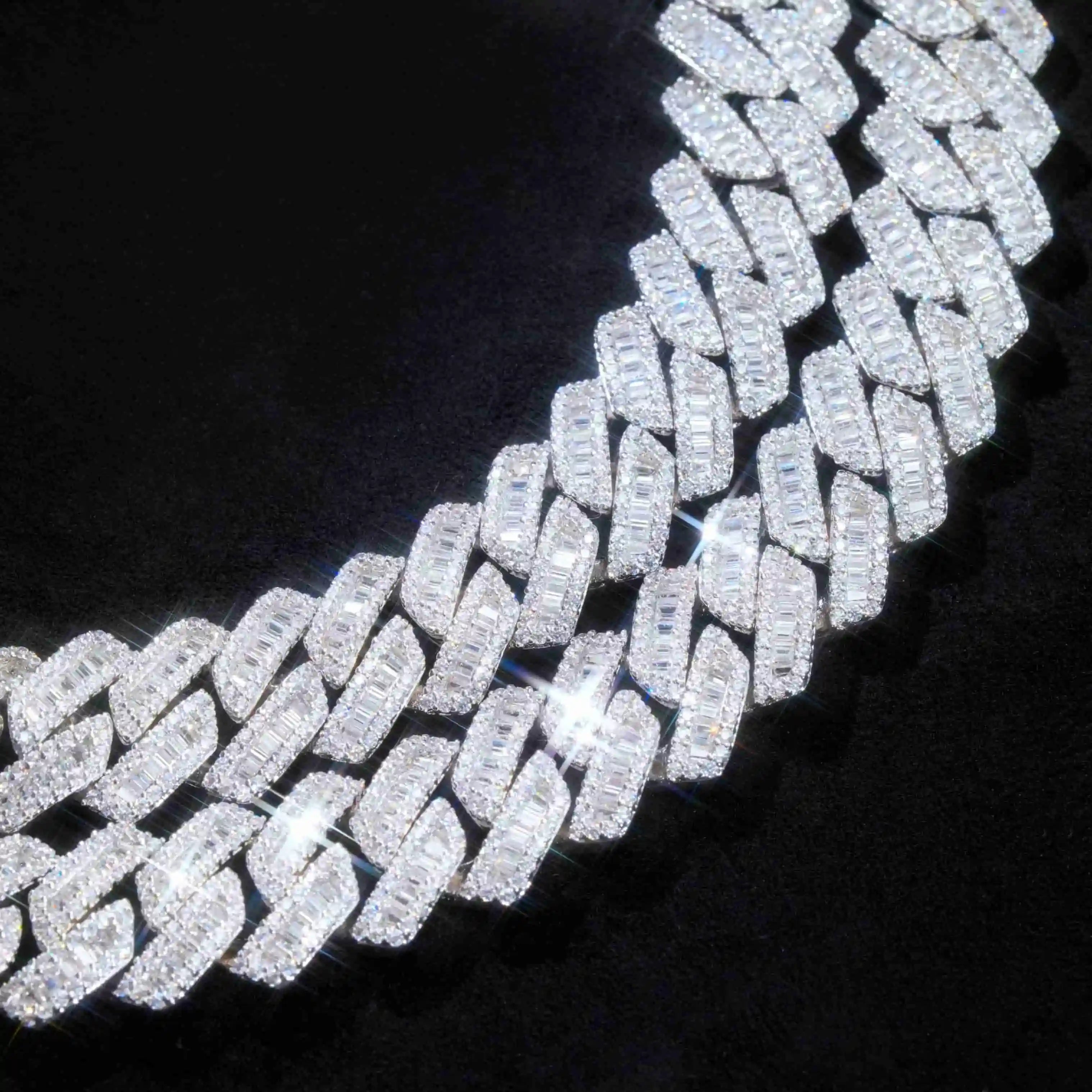 Curved Clasp Baguette Prong Cuban Chain - 13mm - TONGSHOP