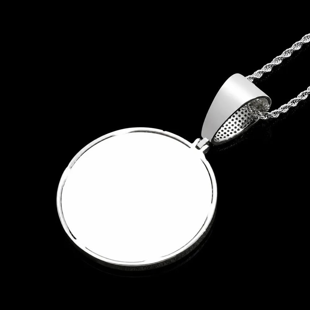 Custom Iced - Out 3D Letter Medium Round Pendant – 55mm - TONGSHOP / Length:16 / Length:18