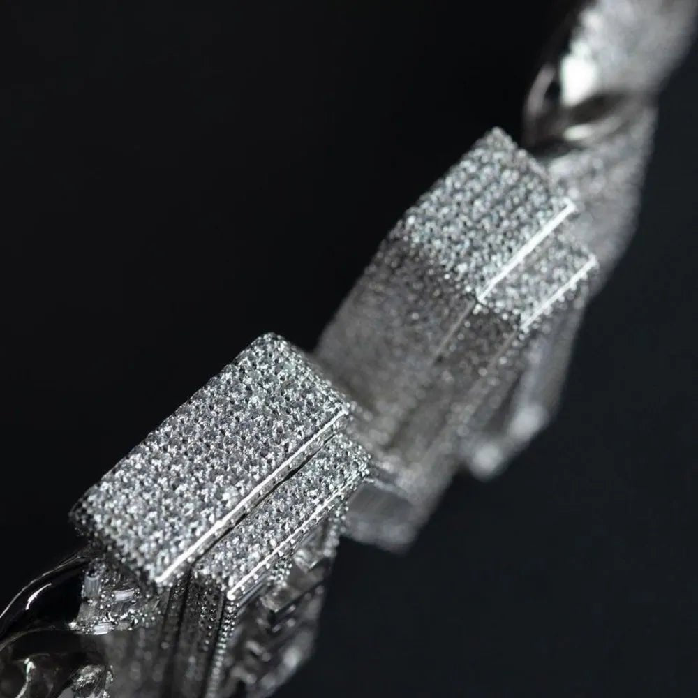 Custom Single - Letter Iced - Out Miami Cuban Chain – 30mm - TONGSHOP / Length:16 / Length:18