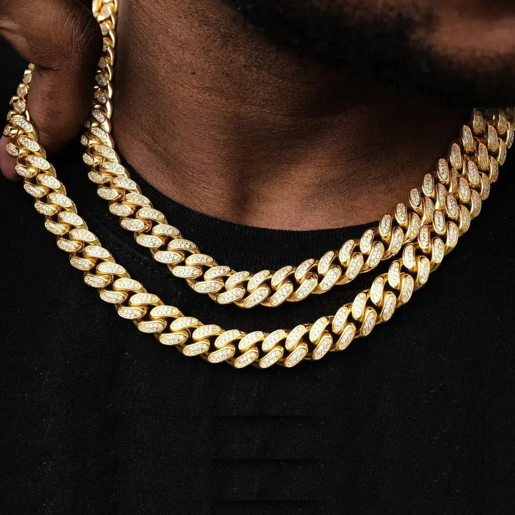 Diamond Iced Cuban Chain in Yellow Gold - 12mm - TONGSHOP