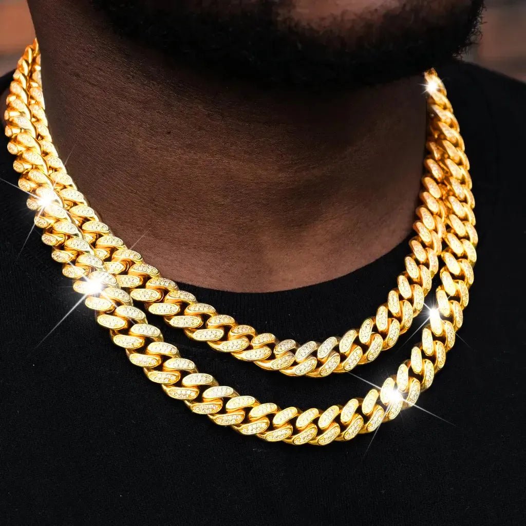Diamond Iced Cuban Chain in Yellow Gold - 12mm - TONGSHOP
