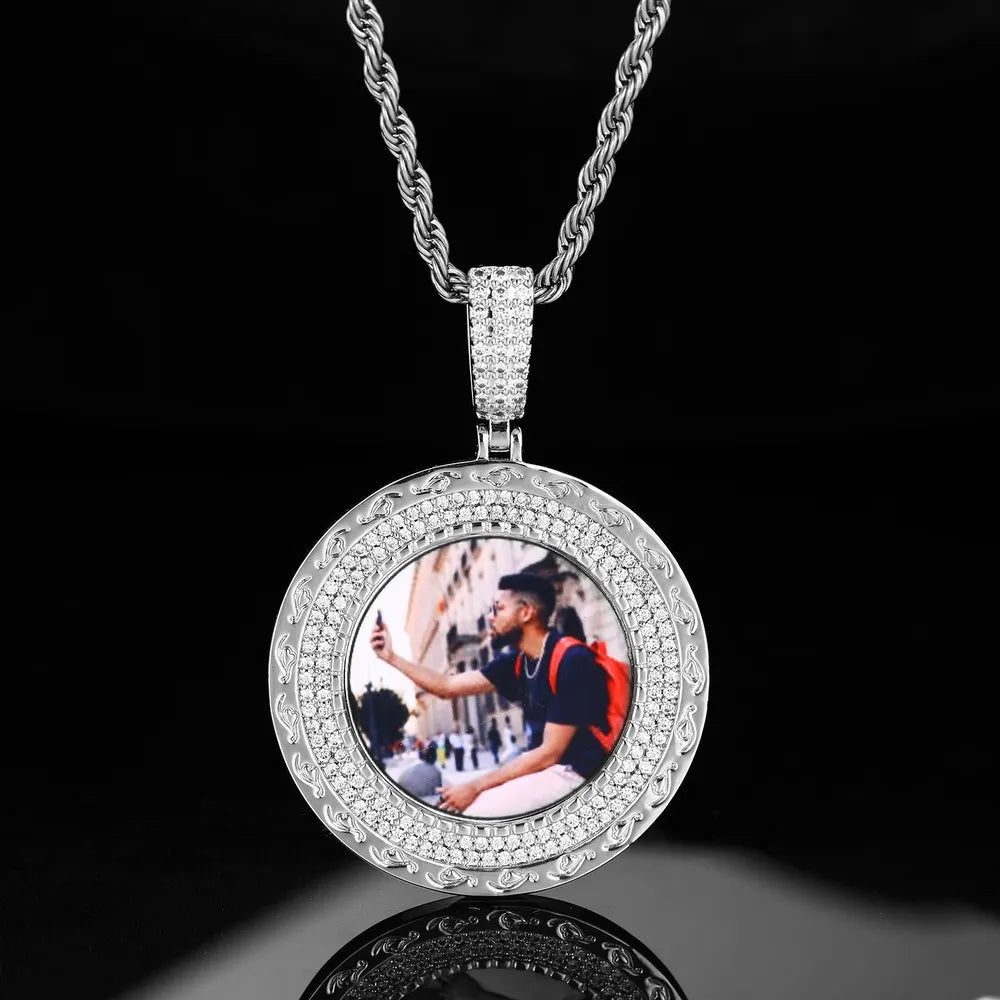 Elegant Classic Memory Custom Photo Round Pendant in Yellow Gold - 38mm - TONGSHOP / Length:16 / Length:18