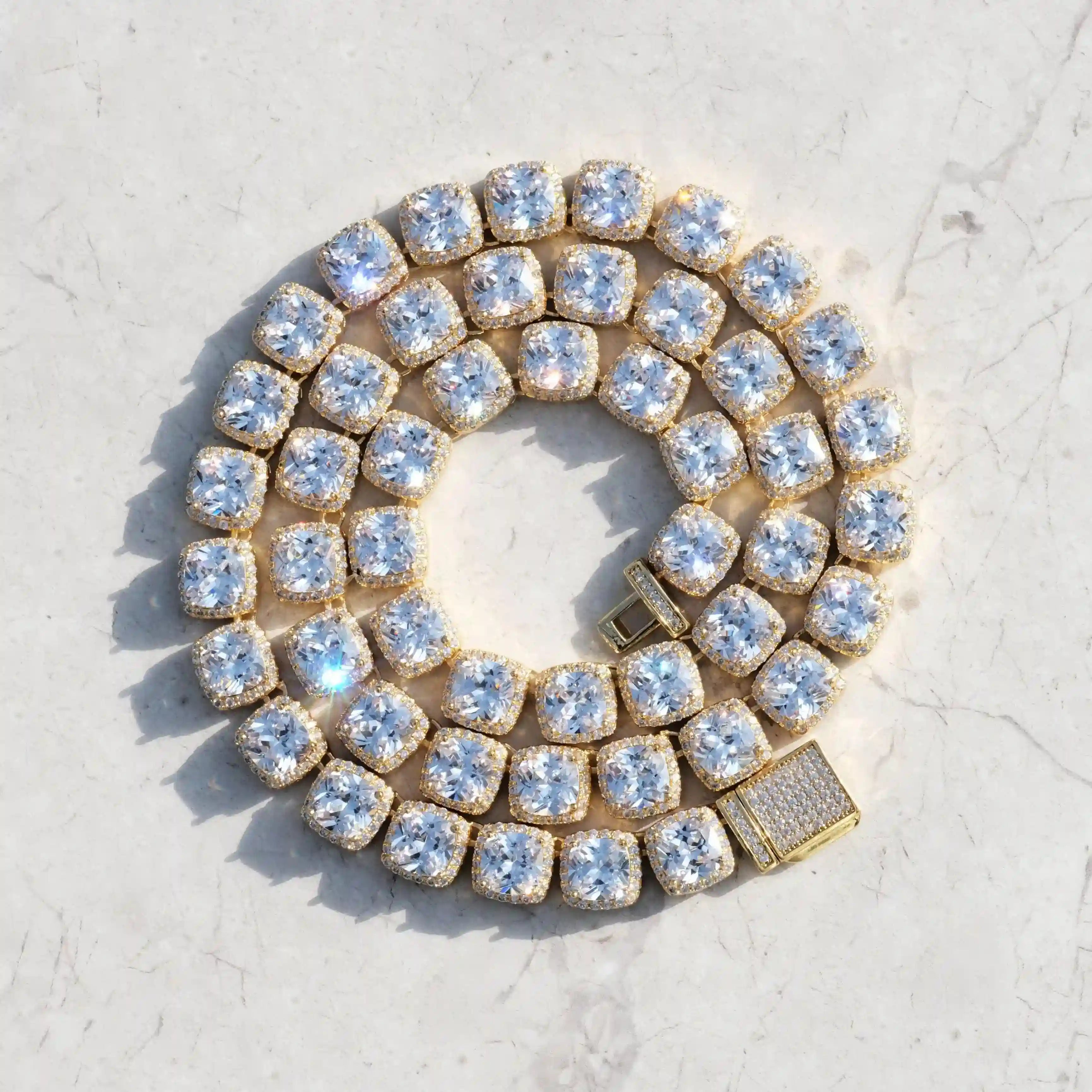 Glacier Clustered Tennis Chain in 18K Gold - TONGSHOP