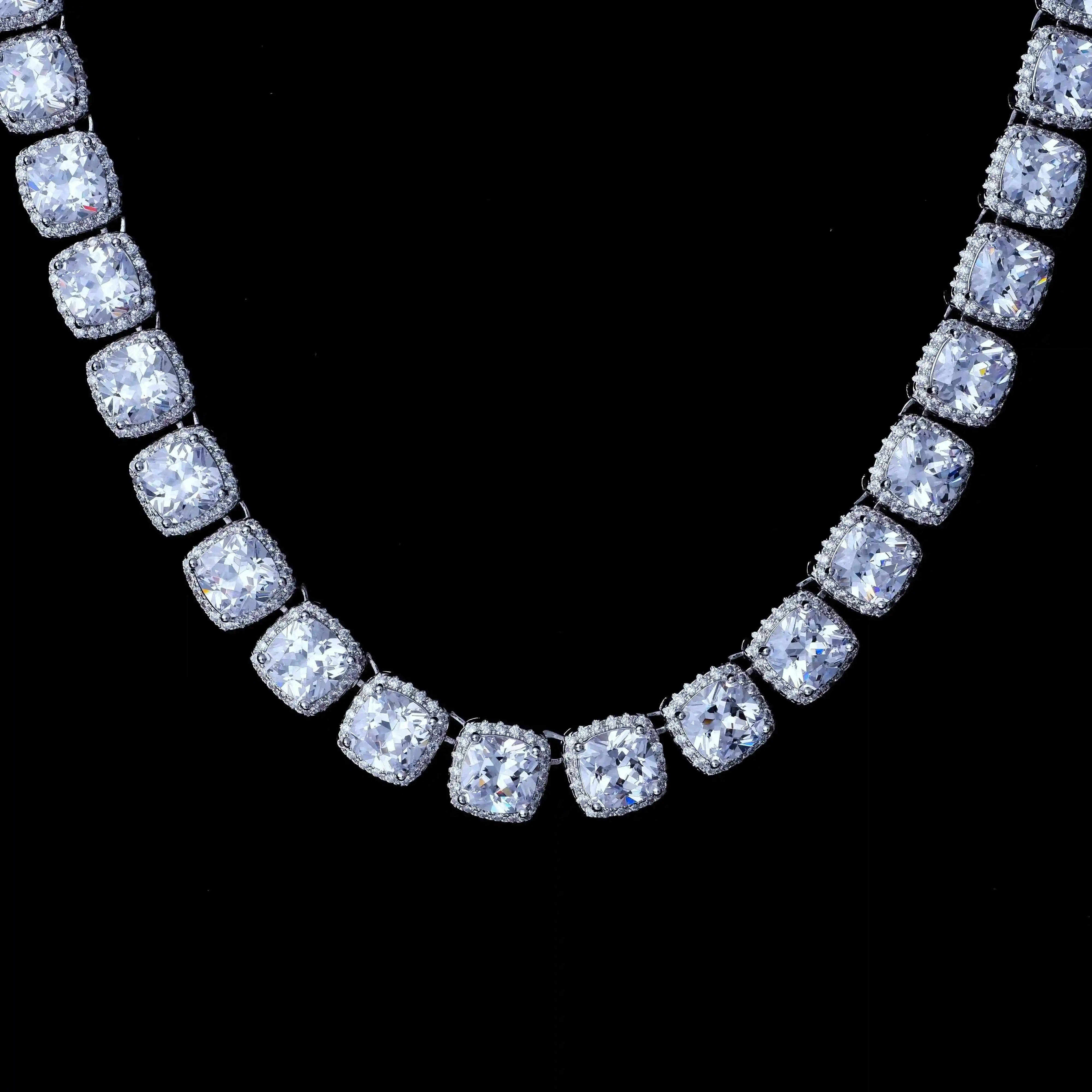 Glacier Clustered Tennis Chain in White Gold - TONGSHOP