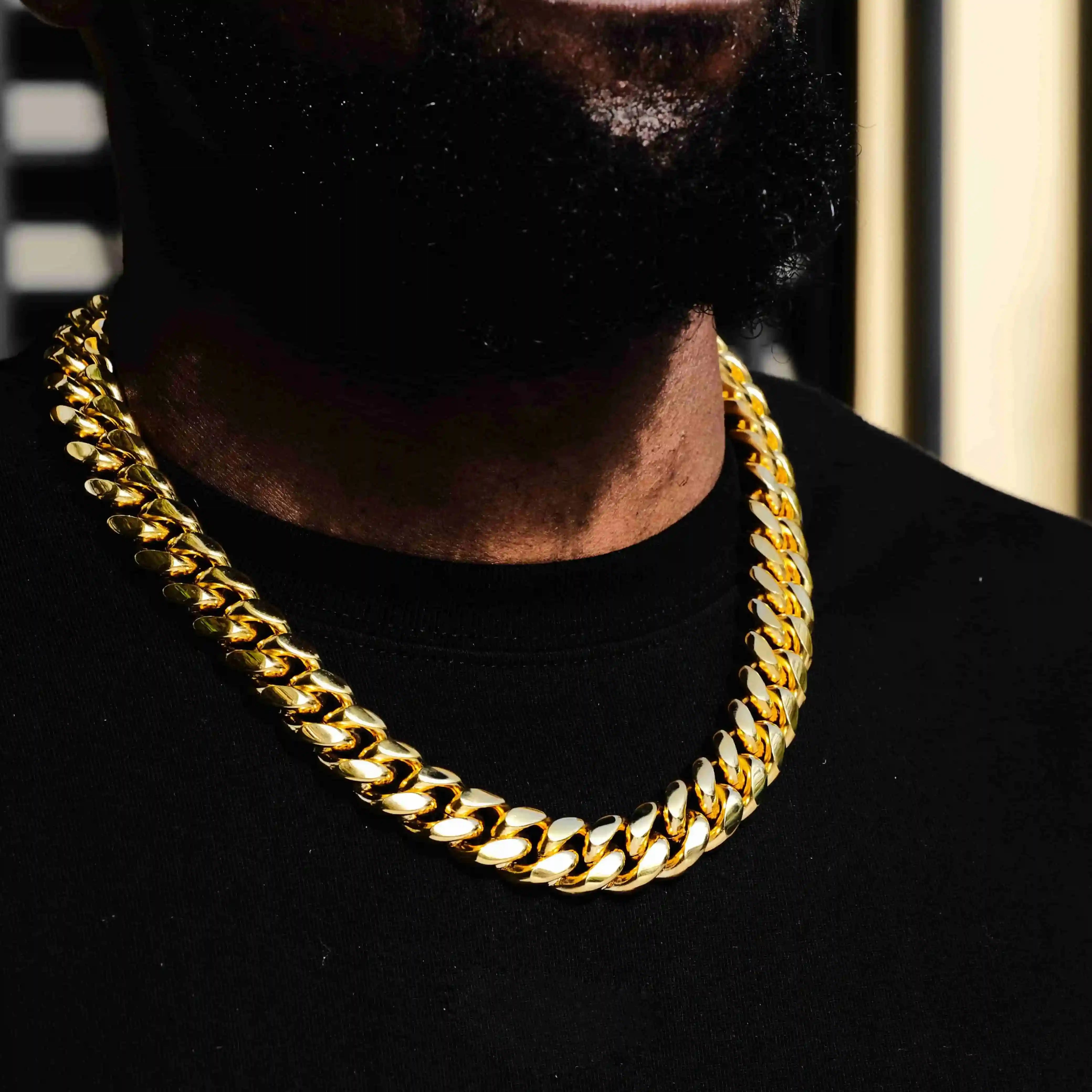 Miami Cuban Link Choker in Yellow Gold - 18mm - TONGSHOP