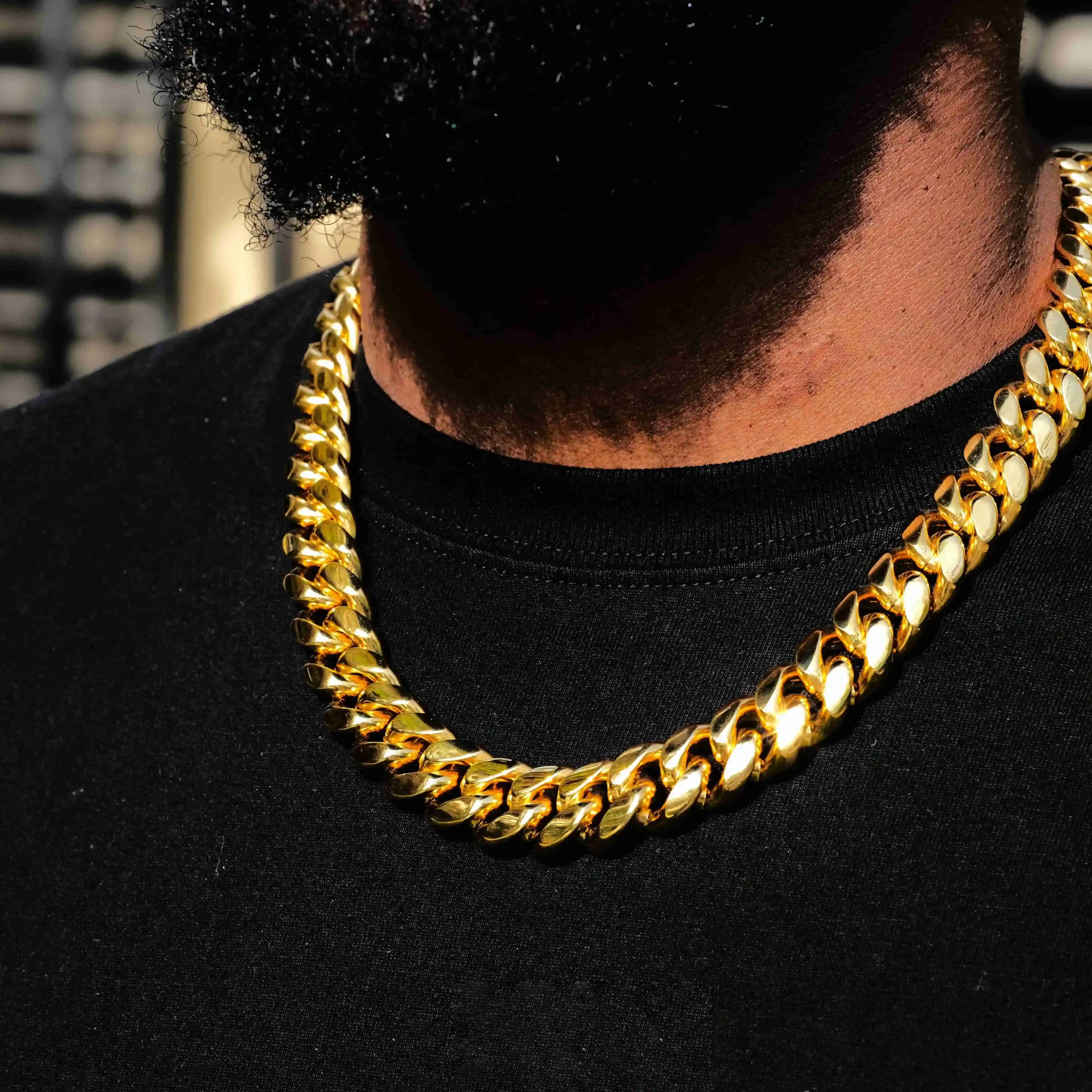 Miami Cuban Link Choker in Yellow Gold - 18mm - TONGSHOP