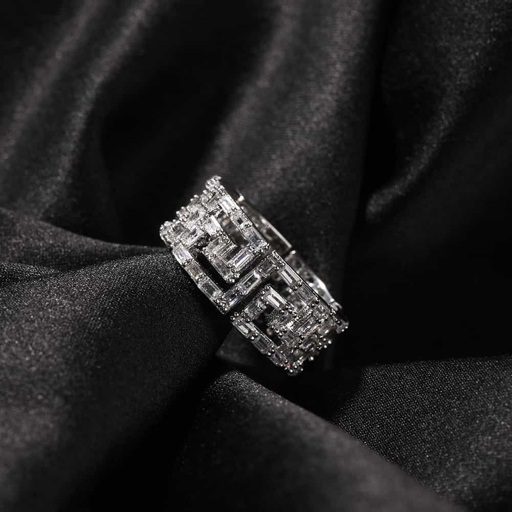 New Square Swirl Diamond Hip - Hop Ring in 18K Gold - TONGSHOP