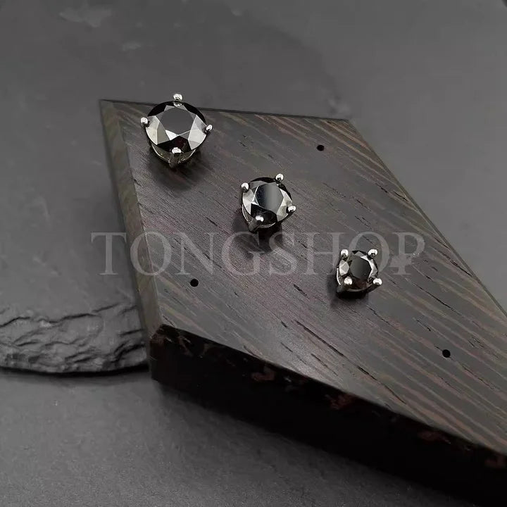 S925 Black VVS Moissanite Four Prong Black Stud Earrings - TONGSHOP