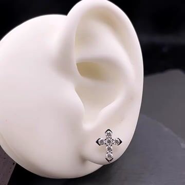 S925 VVS Moissanite Cross Stud Earrings - TONGSHOP