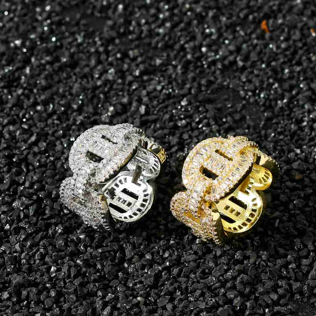 Square and Round Mixed Diamond T Ring - TONGSHOP